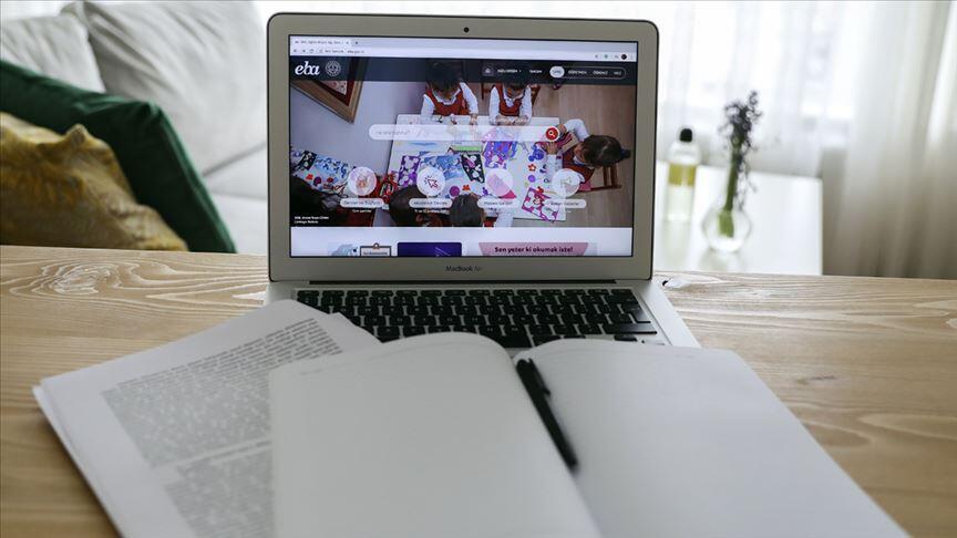 EBA TV ders tekrarları ne zaman, saat kaçta? Uzaktan eğitim ile TRT EBA TV ilkokul, ortaokul, lise tekrar dersleri izle