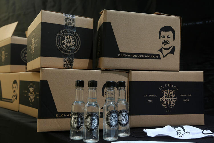 Son dakika: Corona virüs bunu da gösterdi!  El Chapo’nun kızı yardım dağıttı