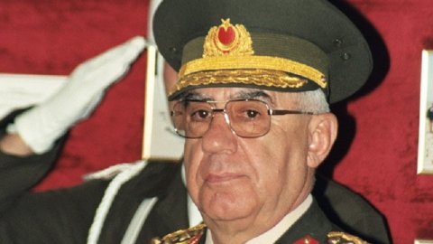 İsmail Hakkı Karadayı kimdir ve kaç yaşındaydı? Eski Genelkurmay Başkanı İsmail Hakkı Karadayı nereli? 28 Şubat darbesinin kilit ismi...