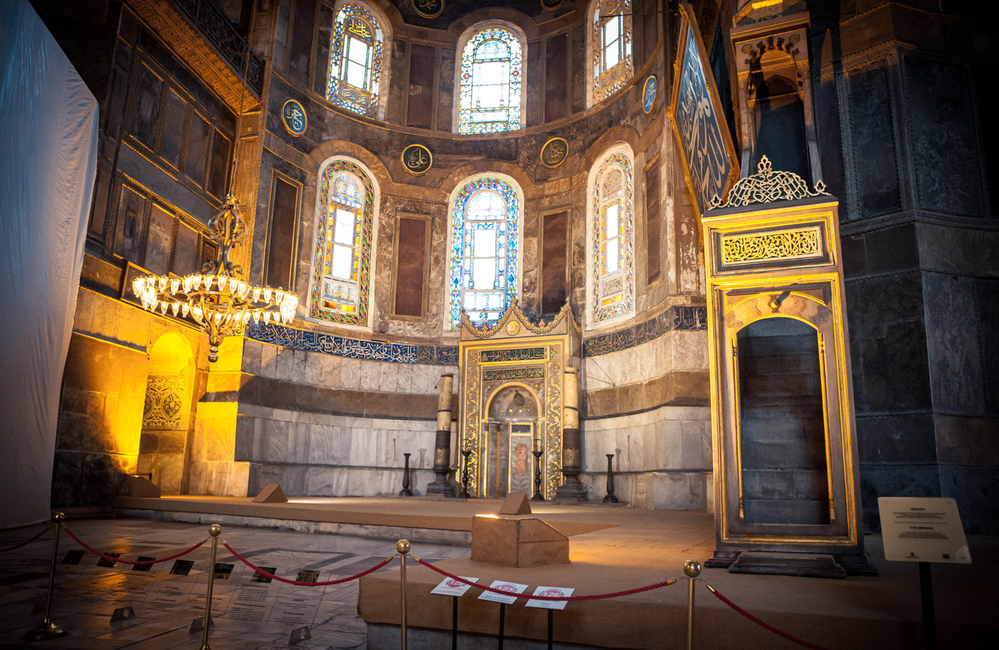 Batı İstanbul’u ve Ayasofya’yı kaybetmeyi hazmedemedi