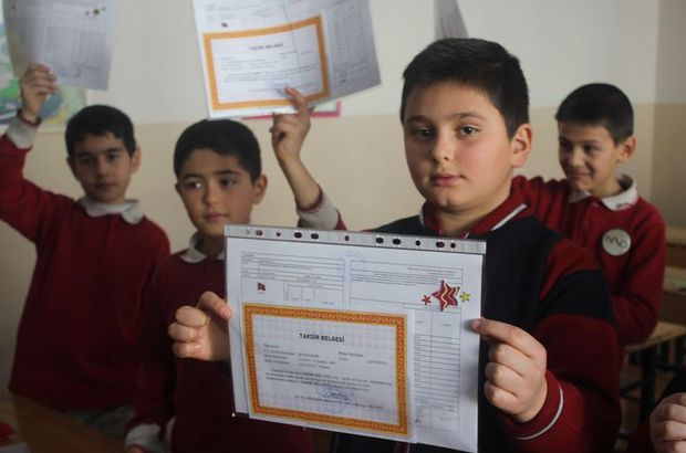 E Okul ile karne notları yayınlandı! E Okul Veli Bilgilendirme Sistemi VBS öğrenci giriş ilkokul, ortaokul, lise karne sorgulama