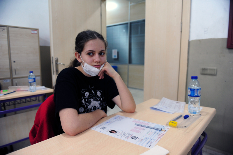 MEB DUYURDU! LGS sayısal soru ve cevapları yayınlandı! 2020  Matematik ve Fen Bilimleri oturumu LGS soruları ve cevap anahtarı