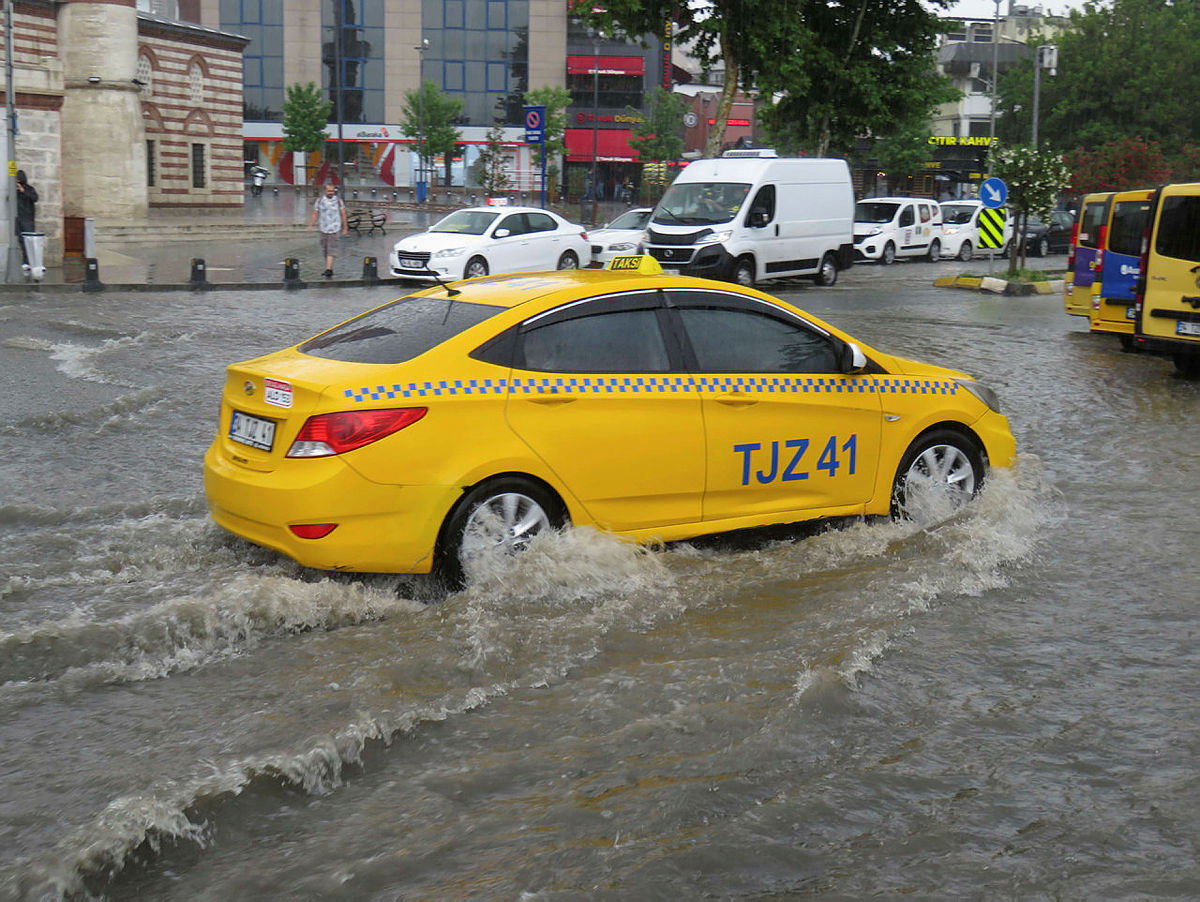 Meteoroloji uyarmıştı! Süper hücre yağışı nedir?