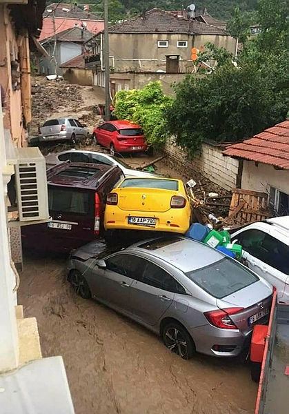 Son dakika: Bursa’daki sel felaketinin ardından uzman isimden flaş uyarı: Bu yıl çok göreceğiz...