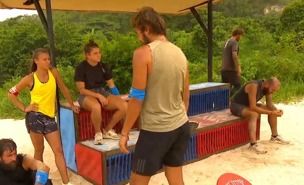 Survivor dokunulmazlık oyununu kim, hangi takım kazandı? 28 Haziran Pazar Survivor ikinci eleme adayı kim oldu?