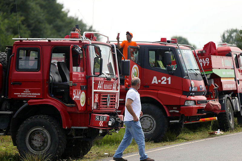 SON DAKİKA HABER - Sakarya’daki havai fişek fabrikasının patlaması sonrası Bakan Koca’dan açıklama geldi! 4 ölü - 97 yaralı!