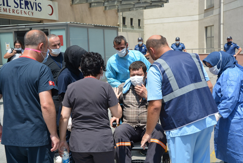 Son dakika: Sakarya’da havai fişek fabrikasında korkunç patlama! Çok sayıda ölü ve yaralı haberi geldi...