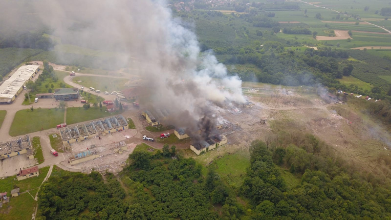Son dakika: Sakarya’da havai fişek fabrikasında korkunç patlama! Çok sayıda ölü ve yaralı haberi geldi...