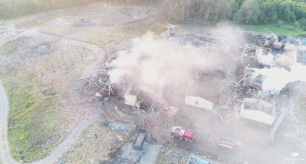 Son dakika: Sakarya’daki patlamanın ardından dehşete düşüren görüntü! Ortadan ikiye ayrıldı! Asıl faciaya ramak kalmış...