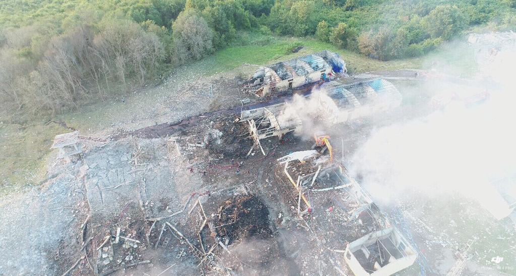Son dakika: Sakarya’daki patlamanın ardından dehşete düşüren görüntü! Ortadan ikiye ayrıldı! Asıl faciaya ramak kalmış...