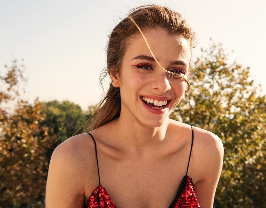 Pantene Altın Kelebek Ödülleri’nde İlayda Alişan hangi dizilerde oynadı? İlayda Alişan kimdir, kaç yaşında?