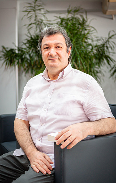 Öğretim Üyesi Ürolog Prof. Dr. Zeki Bayraktar: LGBT lobisi insanlığın geleceğini tehdit ediyor