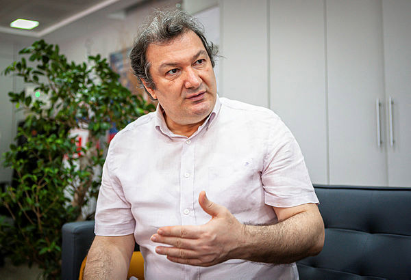 Öğretim Üyesi Ürolog Prof. Dr. Zeki Bayraktar: LGBT lobisi insanlığın geleceğini tehdit ediyor