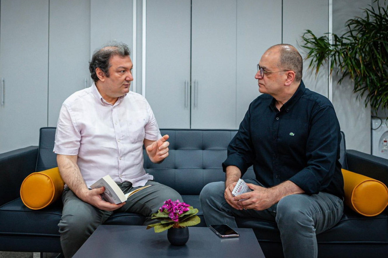 Öğretim Üyesi Ürolog Prof. Dr. Zeki Bayraktar: LGBT lobisi insanlığın geleceğini tehdit ediyor