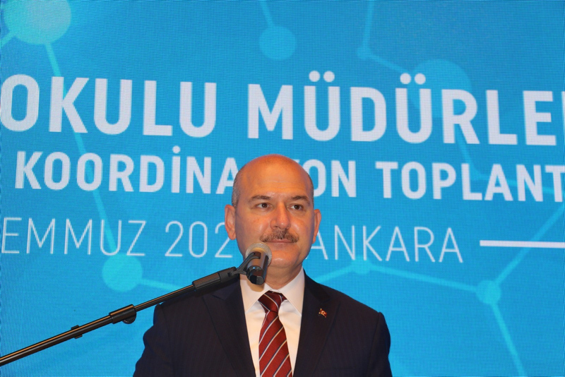 Son dakika haberi: İçişleri Bakanı Süleyman Soylu'dan çok çarpıcı sözler: Benim de telefonuma geliyor...