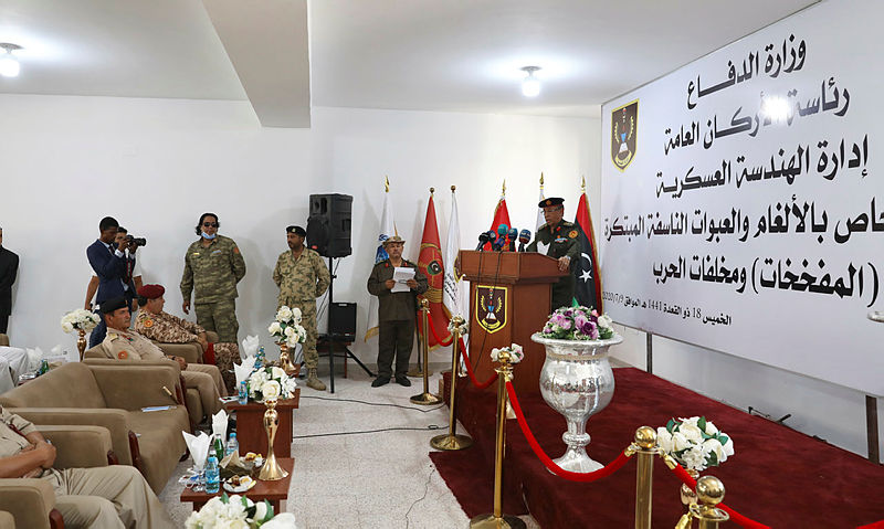 Libya ordusu Hafter milislerinin sivil yerleşimlere tuzakladığı mayınları sergiledi