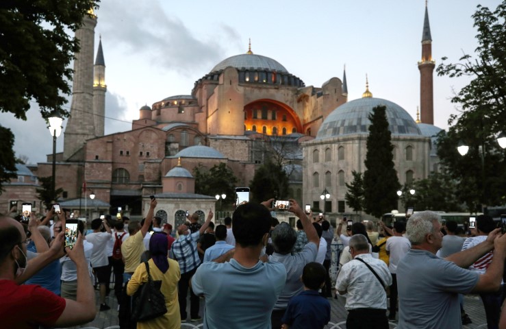 Ayasofya’da büyük güne hazırlık! Ayasofya Camii’nde ibadet nasıl olacak? İşte detaylar...