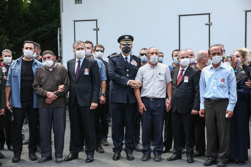 Şehit polis Erkan Gökteke için İstanbul İl Emniyet Müdürlüğünde tören düzenlendi