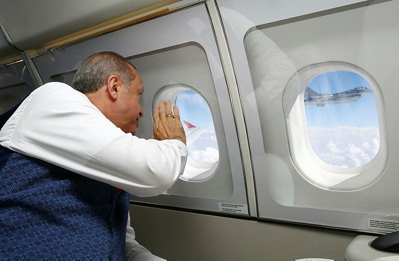 Son dakika: Başkan Erdoğan, ’Bu bizim Mete’ diyerek selamlamıştı! Yaş’ta dikkat çeken detay