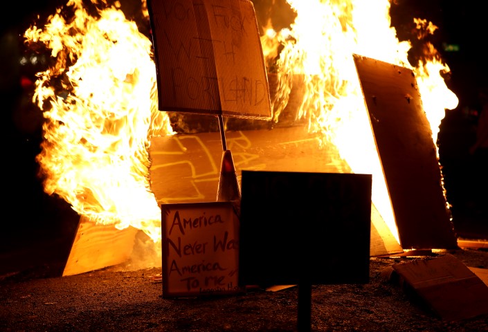 ABD’de sular durulmuyor! Trump’tan protestoculara tehdit!
