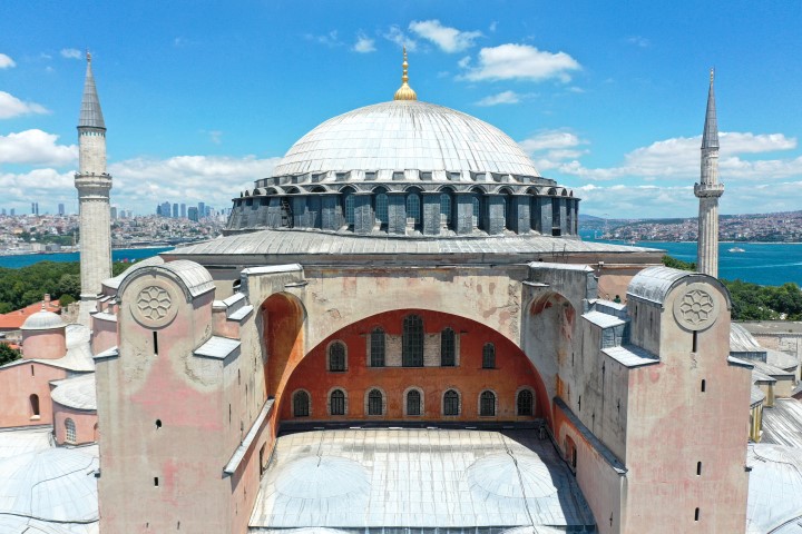 Türkiye karşıtlarının Ayasofya hüsranı! Haddi aşan ifadeler...