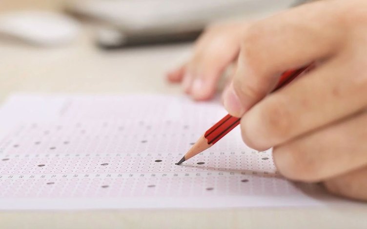 ÖSYM ile 2 ve 4 yıllık lisans önlisans üniversite taban puanları! YÖK Atlas tercih robotu ekranı: YKS tercih kılavuzu ve üniversite kontenjanları açıklandı!