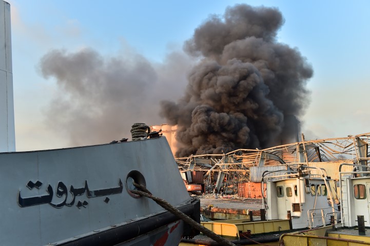 SON DAKİKA: Beyrut’taki patlamanın perde arkasında ne var? İsrail saldırdı iddiası... Patlamaya sebep olan amonyum nitrat nedir?