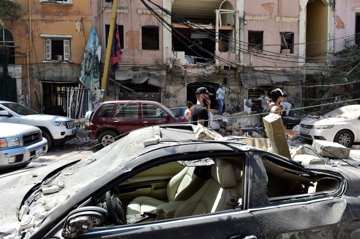 Beyrut Limanı’ndaki patlamanın zamanlaması manidar! Patlamadan 5 saat önce Netanyahu’dan Arapça tweet...