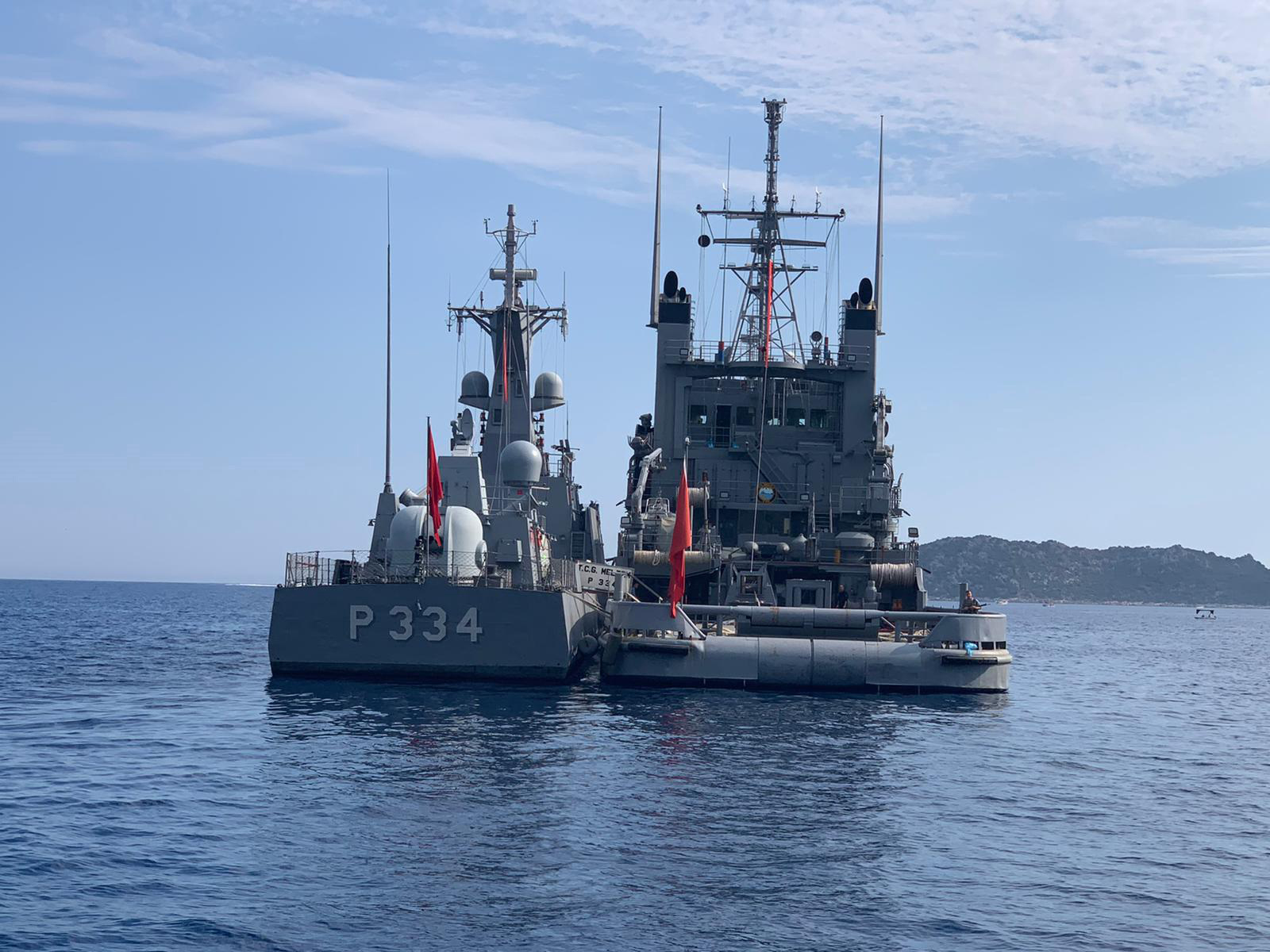 Yunanistan’ın tehditkar tavrının içi boş çıktı! İşte Türkiye ve Yunanistan’ın donanma gücü...