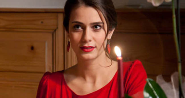 Kuaförüm Sensin Gözde’nin yerine gelen Çiğdem Batur kimdir, kaç yaşında? Kuaförüm Sensin yeni sunucu Çiğdem Batur nereli?