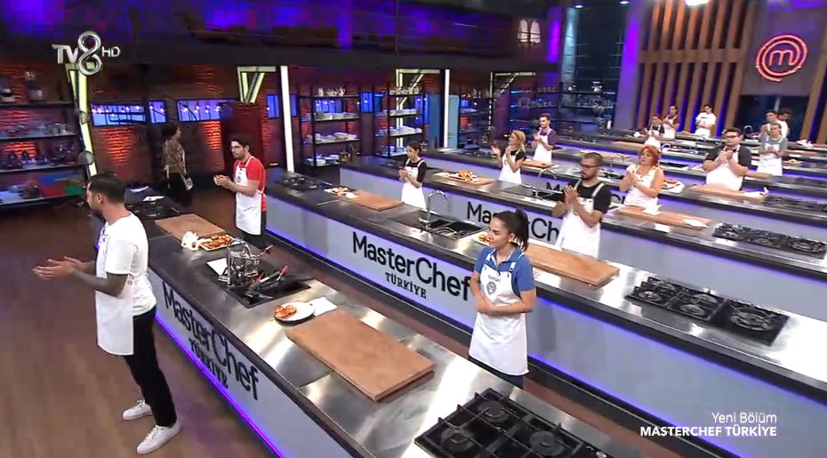 MasterChef son bölümde neler oldu, yeni takım kaptanları kimler oldu? 24 Ağustos MasterChef Mavi/Kırmızı takım kaptanı kim oldu?