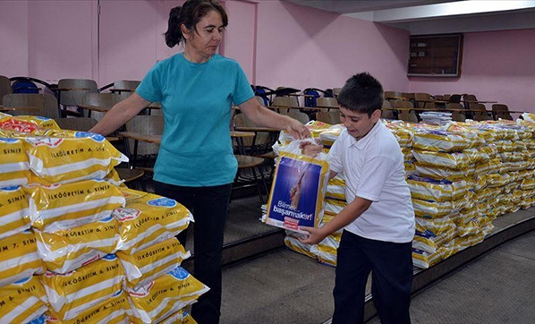 Okul kitapları verilecek mi? MEB ile 2020-2021 ilkokul, ortaokul, lise okul kitapları ne zaman dağıtılacak?