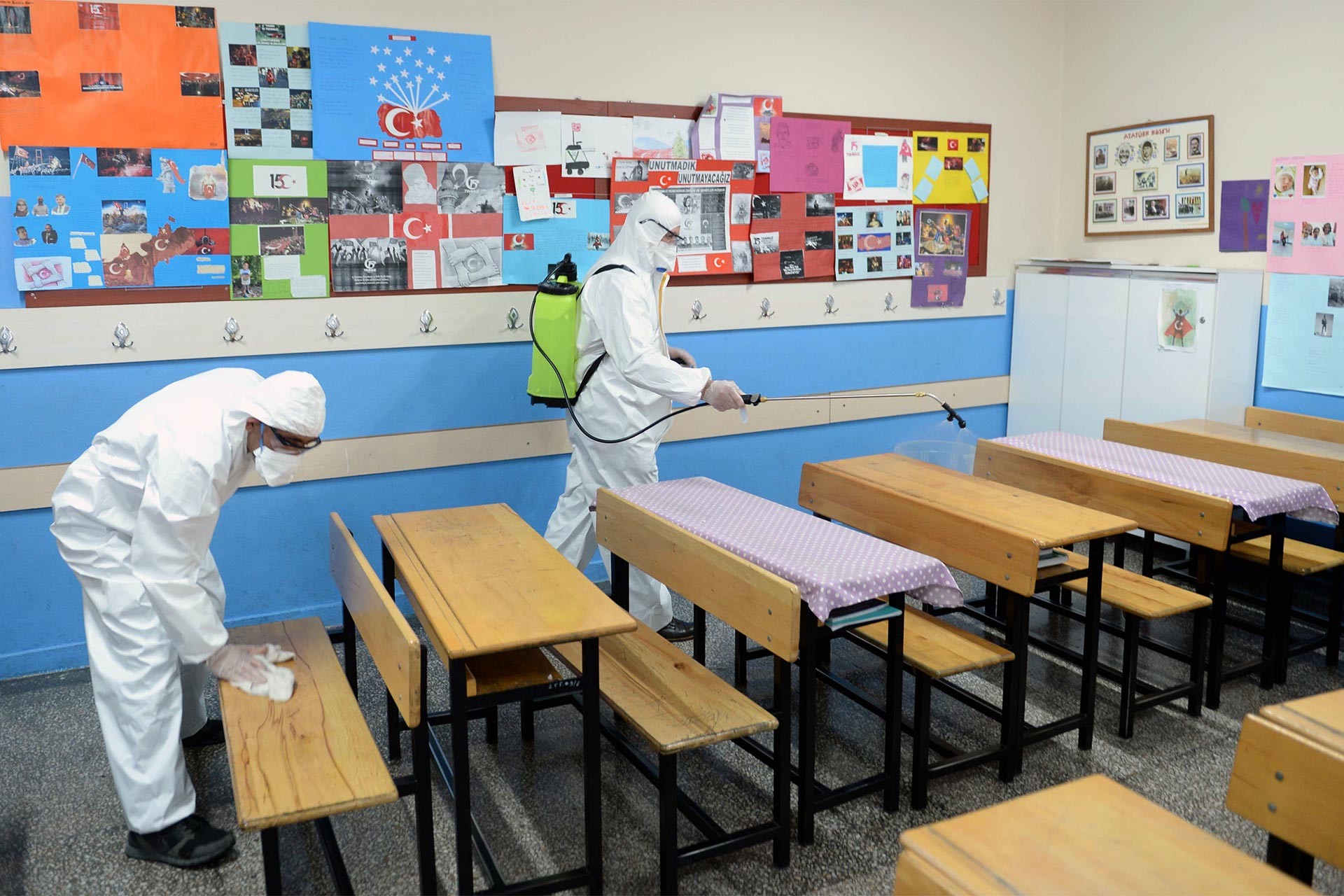 Son dakika haberi: Okullar ne zaman ve nasıl açılacak? Detaylar belli oldu! İşte 3 aşamalı plan