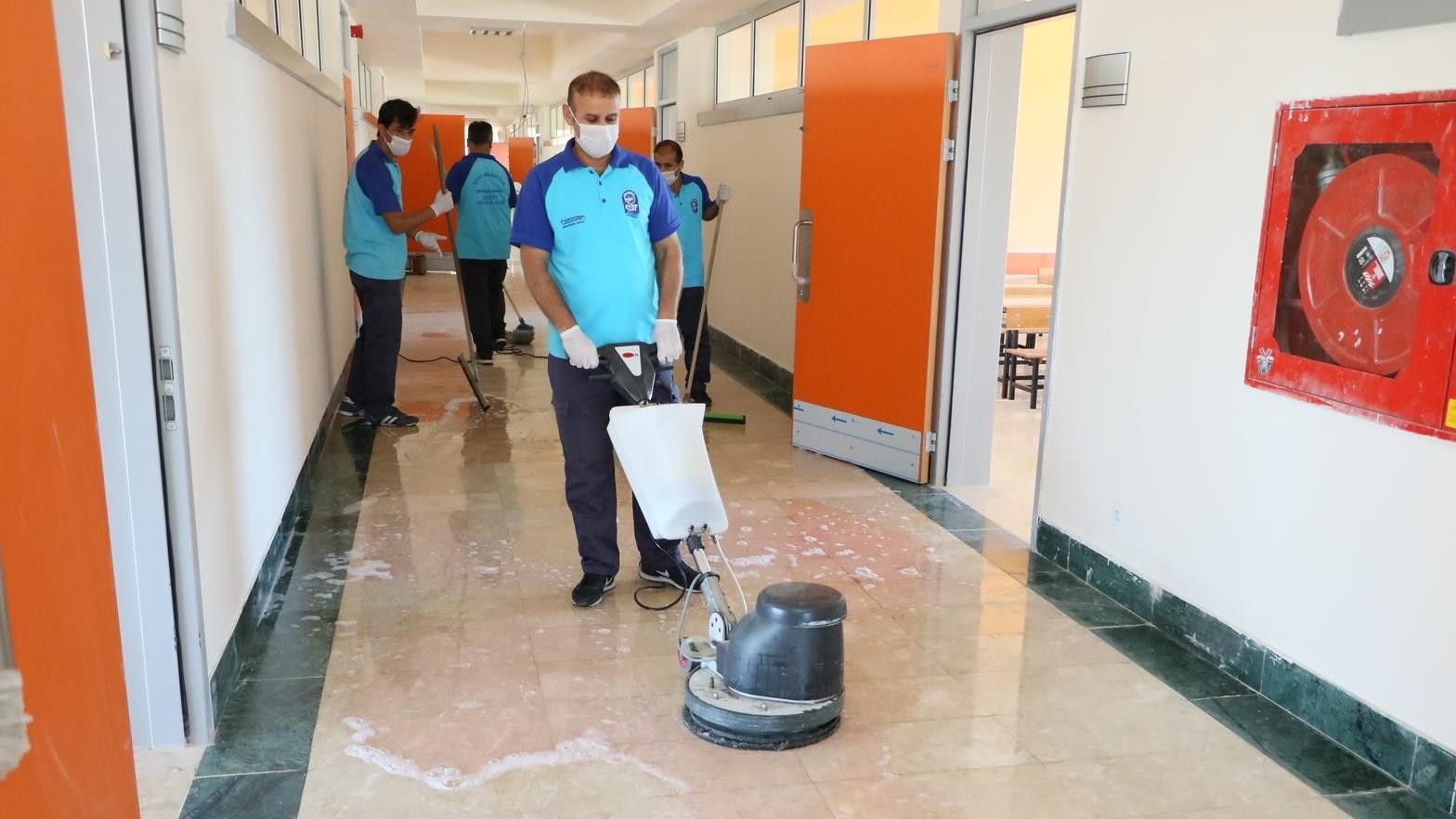 Son dakika haberi: Okullar ne zaman ve nasıl açılacak? Detaylar belli oldu! İşte 3 aşamalı plan