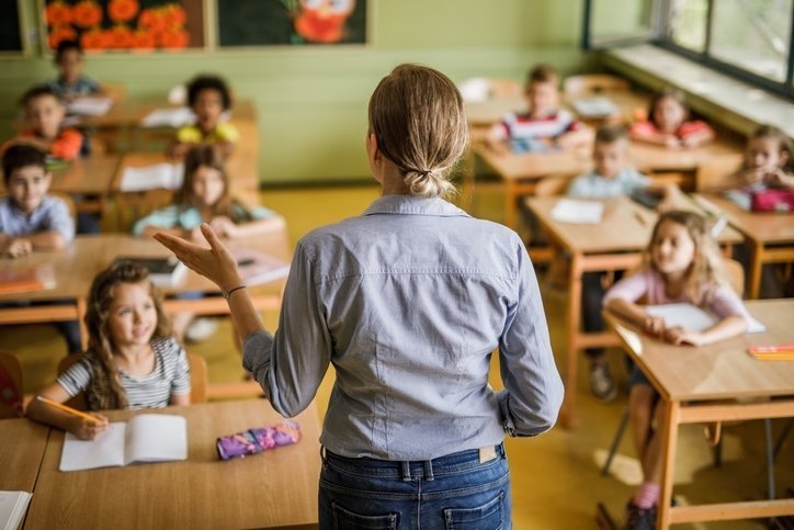 Okullar ne zaman açılacak, kaçıncı sınıflar okula gidecek? MEB İlkokul ortaokul ve liseler için Okullar ne zaman açılacak? sorusunu yanıtladı