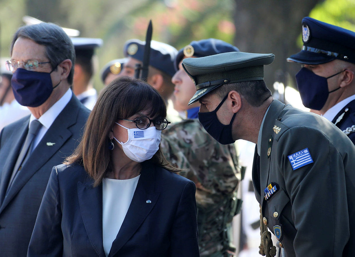 Son dakika: Yunan Dimokratia gazetesi küstah sözlerini sürdürdü! Alçak manşeti tekrar servis ettiler