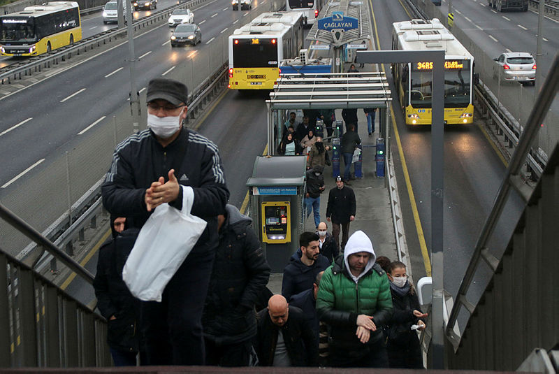 Bütün gözler çıkacak kararda! Özel sektöre kademeli mesai