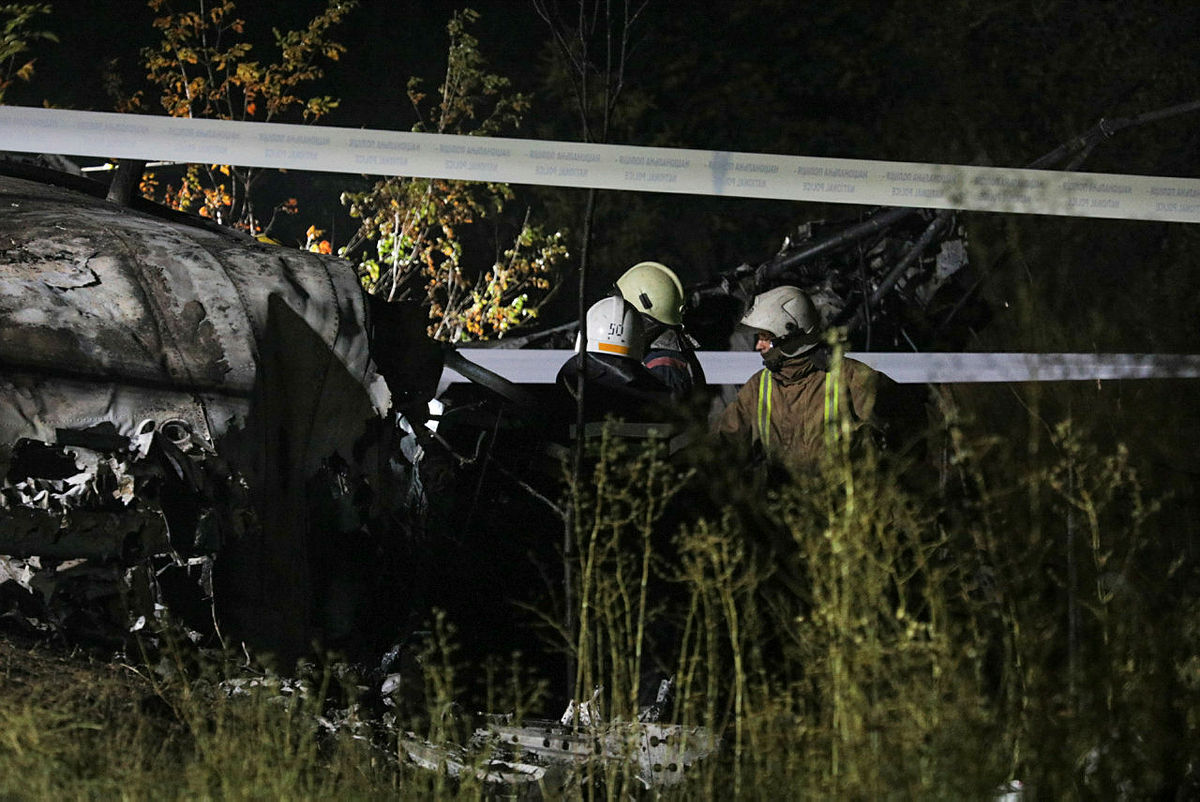 Ukrayna’da askeri uçak düştü! O anlara ilişkin görüntüler ortaya çıktı