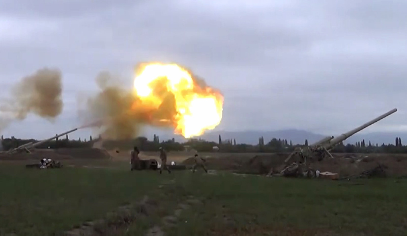 Son dakika: Ermenistan tutuştu! Yunanistan’daki Ermenilere flaş çağrı...