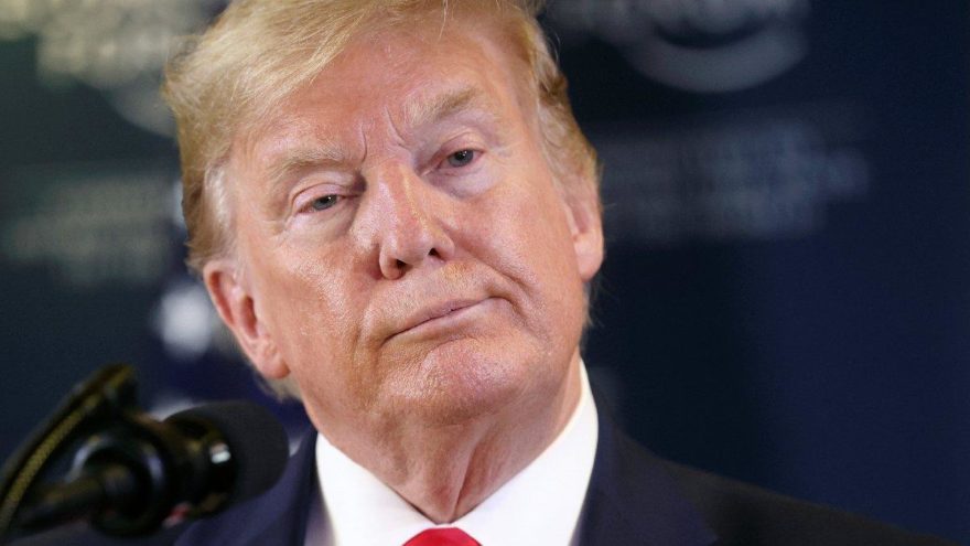 Dünya bu SON DAKİKA HABERİ ile çalkalanıyor! ABD Başkanı Donald Trump ve eşi Melenia Trump’ın koronavirüs testleri pozitif çıktı!