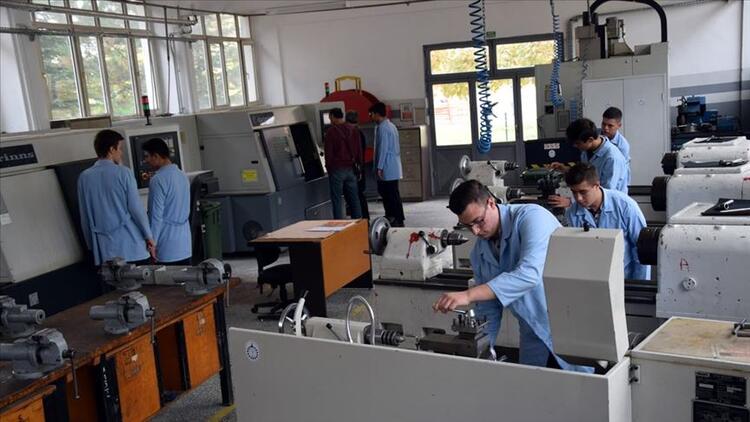 SON DAKİKA | Okullar ne zaman açılacak, 5 Ekim Pazartesi açılıyor mu? Ortaokul ve liseler için okullar ne zaman açılacak, yüz yüze eğitim yarın mı?