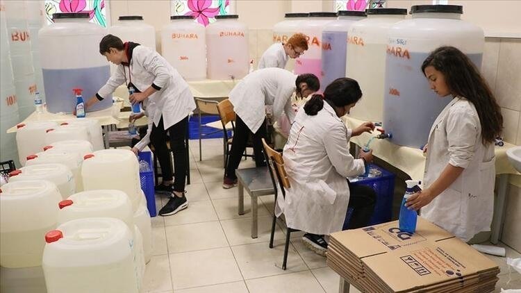 Son Dakika: 2020- 2021 Okullar ne zaman açılacak? Ortaokullar, liseler ve üniversitelerde yüz yüze eğitim ne zaman başlayacak?