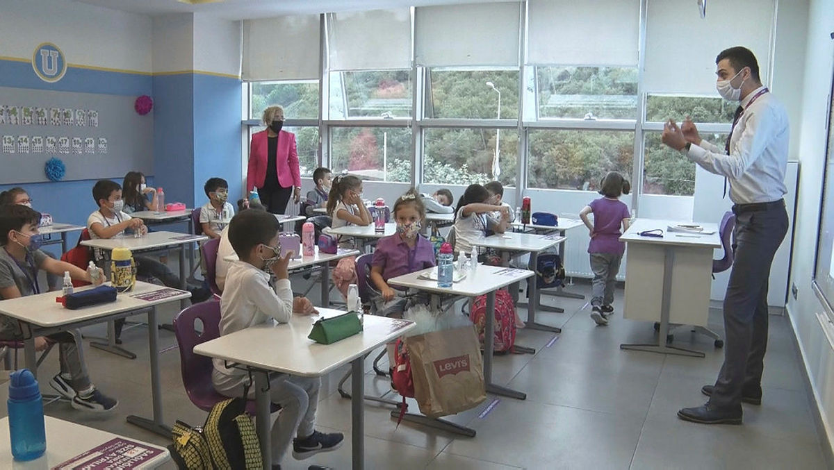 SON DAKİKA HABERİ: İlkokul ve Liseler ne zaman, hangi tarihte açılacak? 2,3,4,8 ve 12. sınıflar ne zaman okula gidecek?