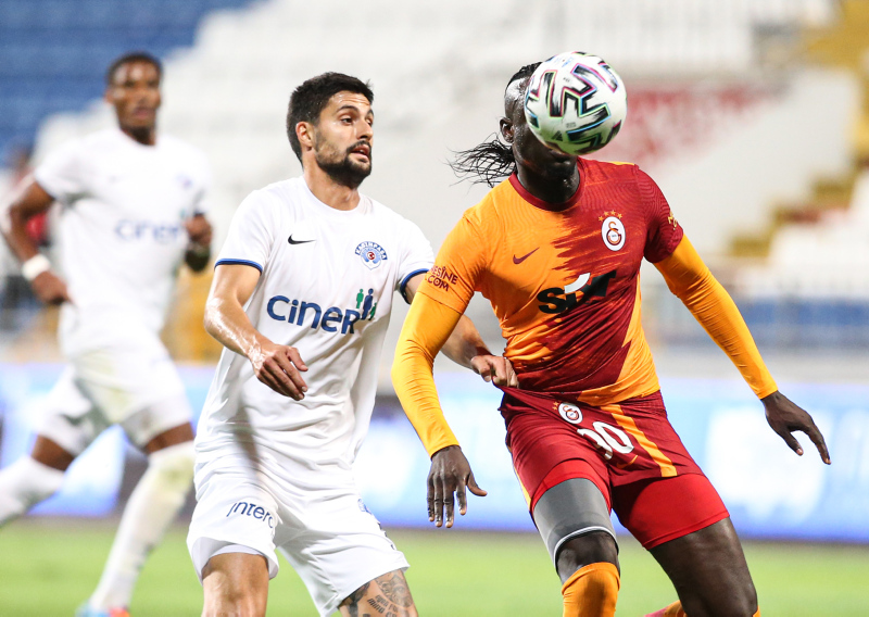 Hıncal Uluç’tan Fatih Terim’e sert sözler! Ne oldu sana da kaçar oldun? | Son dakika Galatasaray haberleri