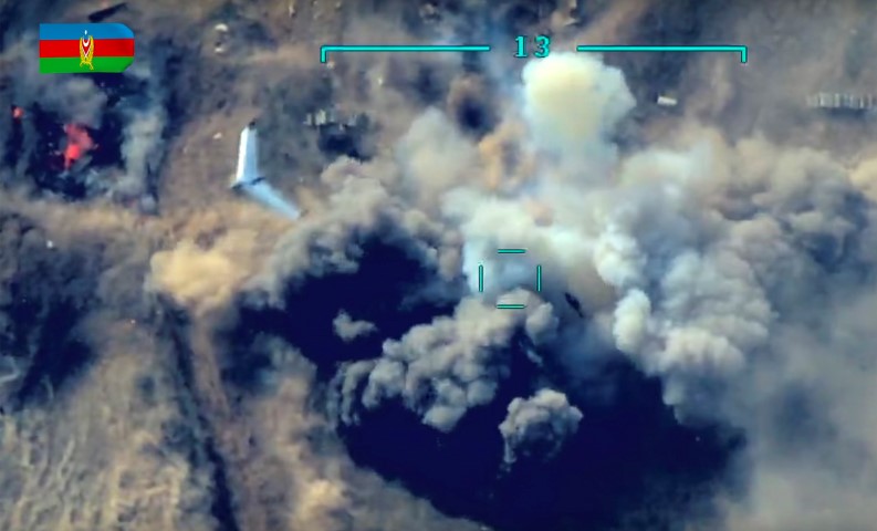 Azerbaycan-Ermenistan cephe hattından son dakika haberi! Ermenistan’a ait yüzlerce tank ve zırhlı araç imha edildi