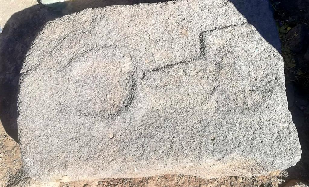 Asur dönemine ait taşları satarken yakalandı