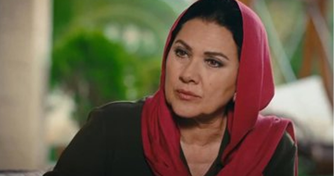 Hülya Darcan kimdir? Şeref Sözü dizisinde Emsal karakterini canlandıran Hülya Darcan kaç yaşında, nereli?