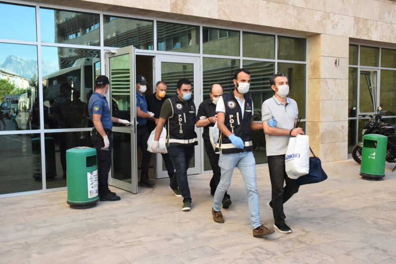 SON DAKİKA | FETÖ’nün güncel il yapılanmasına büyük darbe: 23 gözaltı