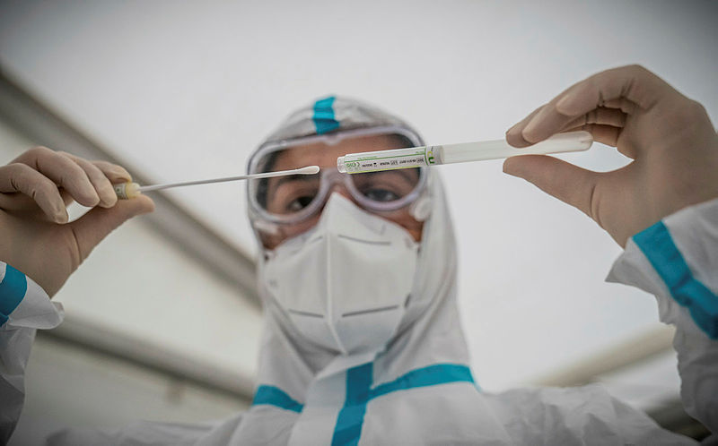 DSÖ’den korkutan son dakika açıklaması! Avrupa’da o günler geri mi geliyor? Hastane koridorunda ölen corona virüs hastaları, maske krizi…