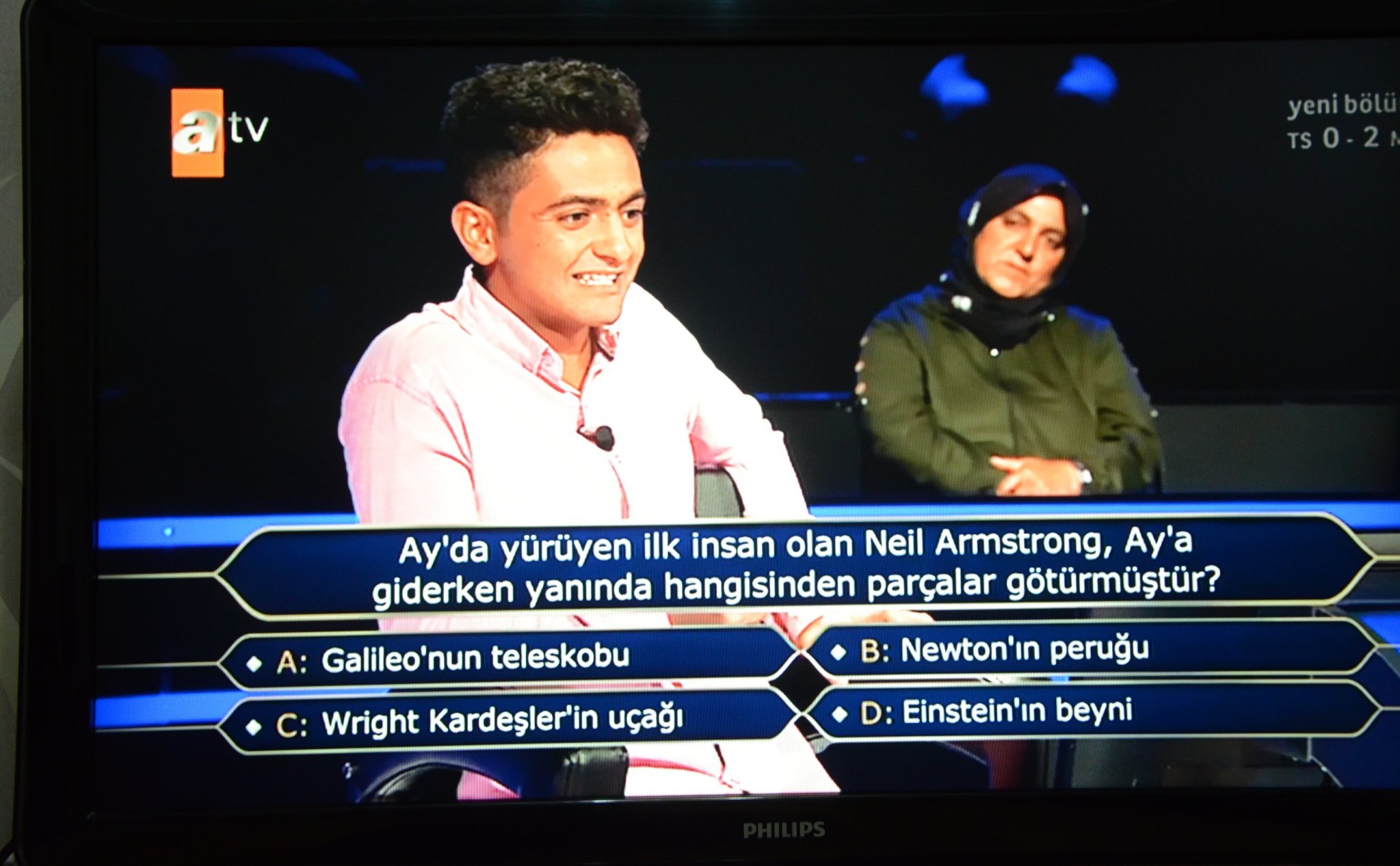 SON DAKİKA | Urfalı Hikmet sosyal medyaya damga vurmuştu! Kim Milyoner Olmak İster’de Hikmet Karakurt 250 bin liralık o soruda yarışmadan çekildi